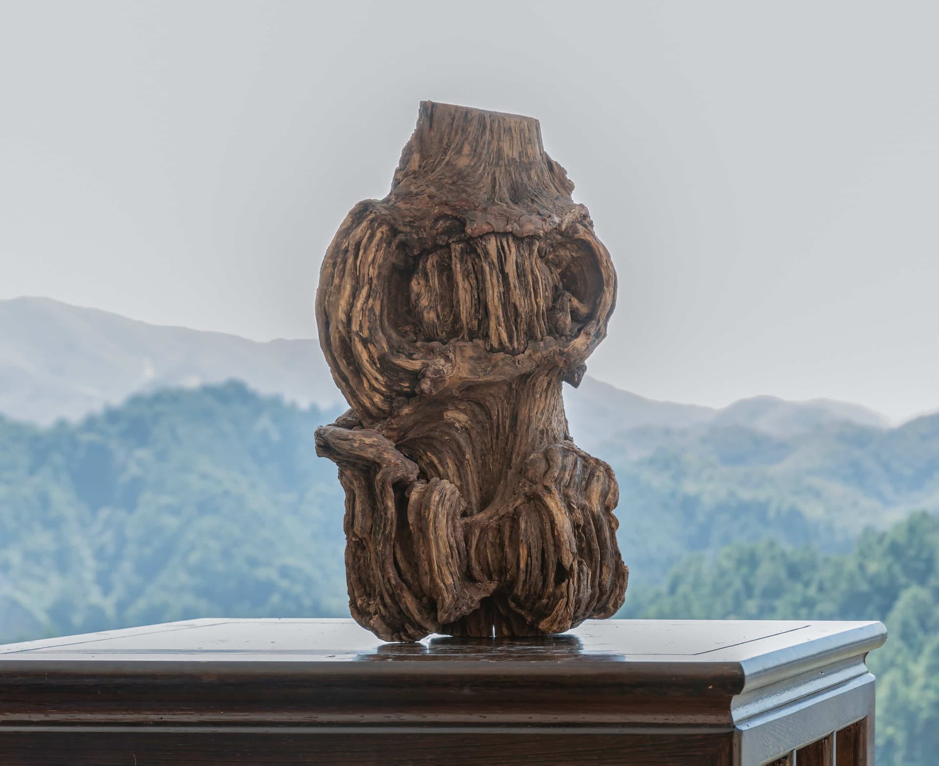 根读艺术作品神之面主图